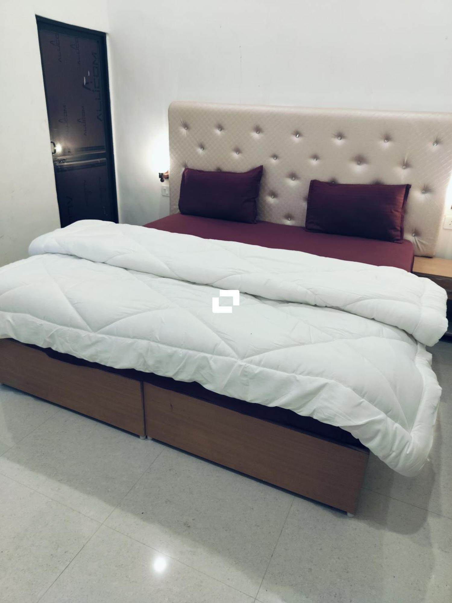 Khajuraho Hostel Екстериор снимка